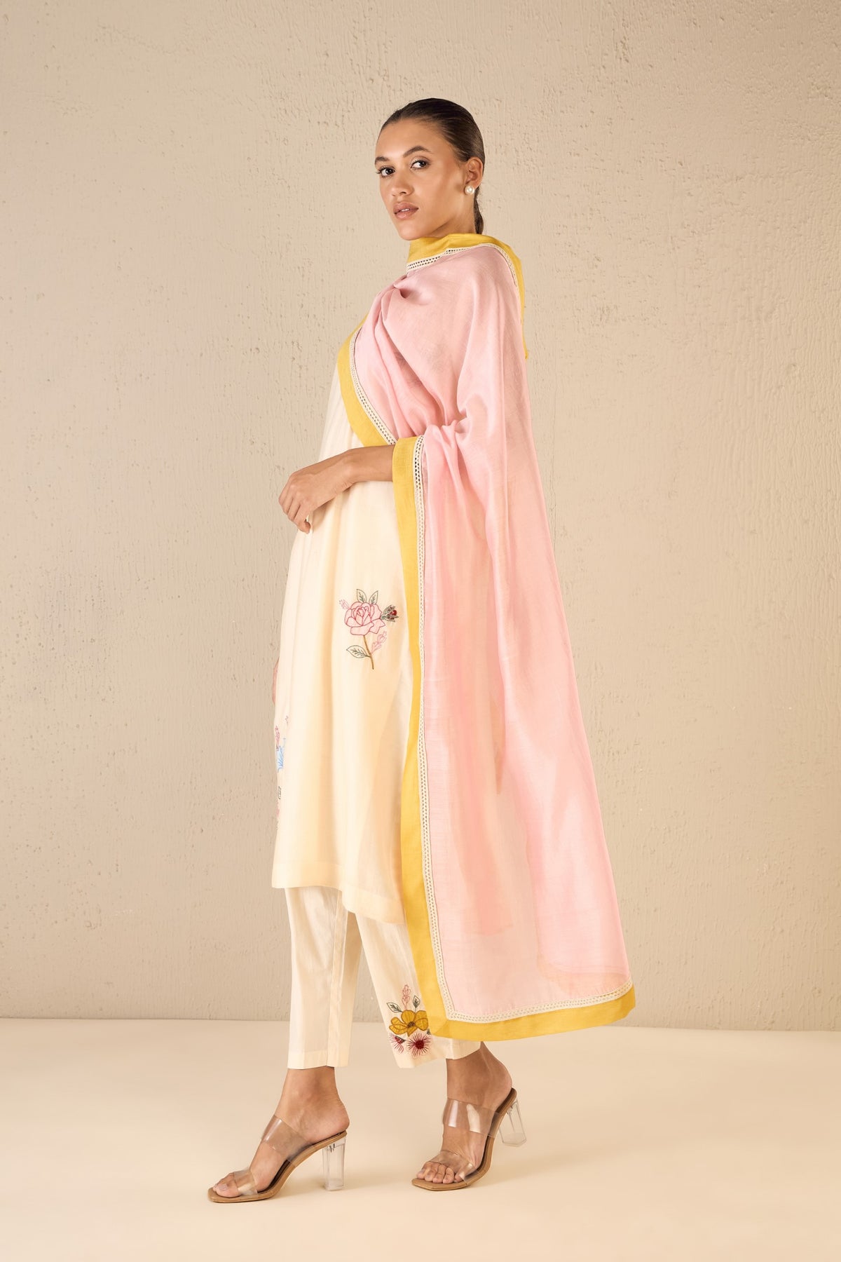 FLORAL MOSIAC: PINK & MUSTARD COLOR BLOCK DUPATTA WITH LACE DETAILING