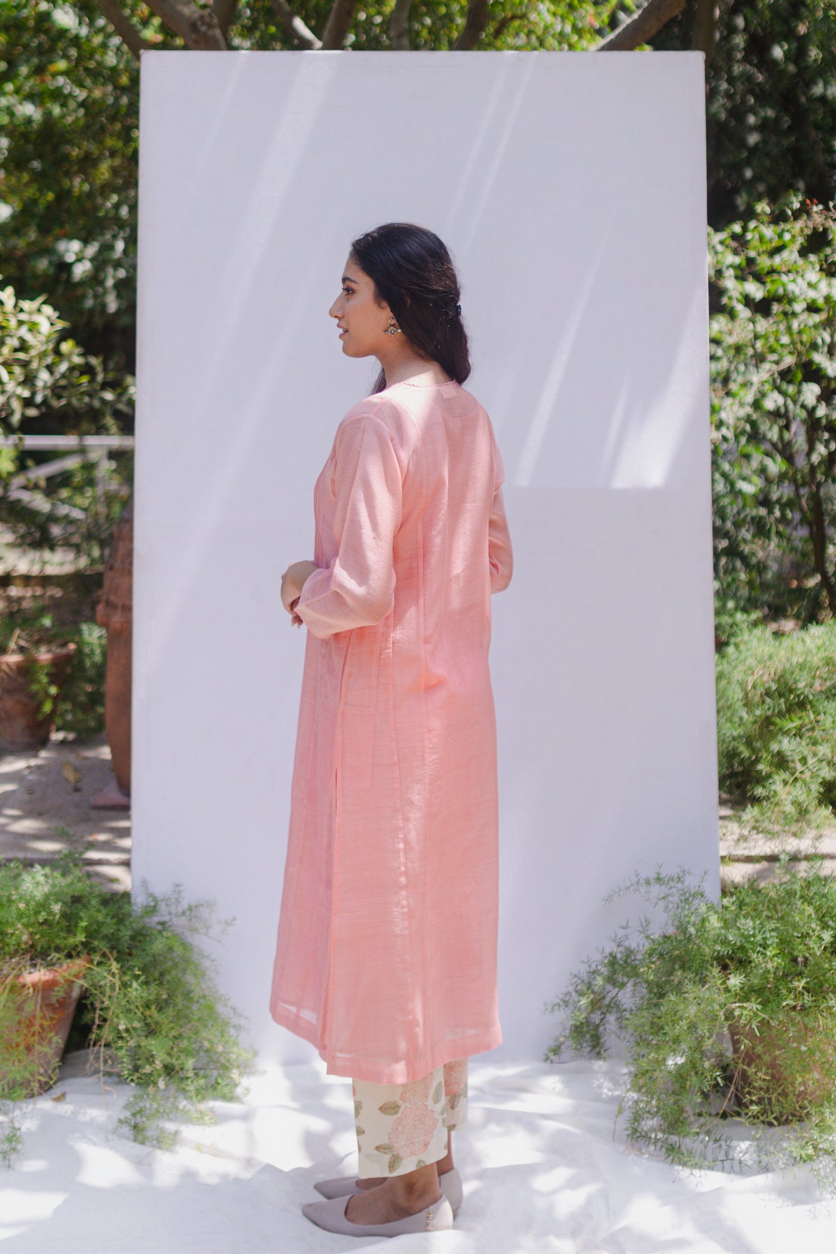 Bela Old Rose handloom chanderi pintuck kurta with printed pants and sage green lace stole