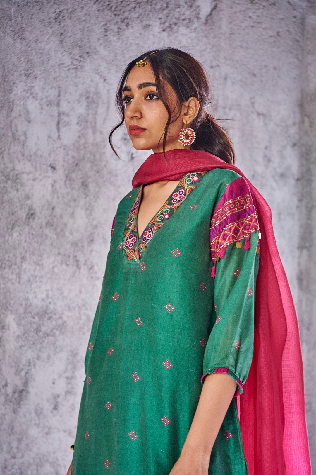 GREEN CHANDERI EMBROIDERED PRAKRITI KURTA SET