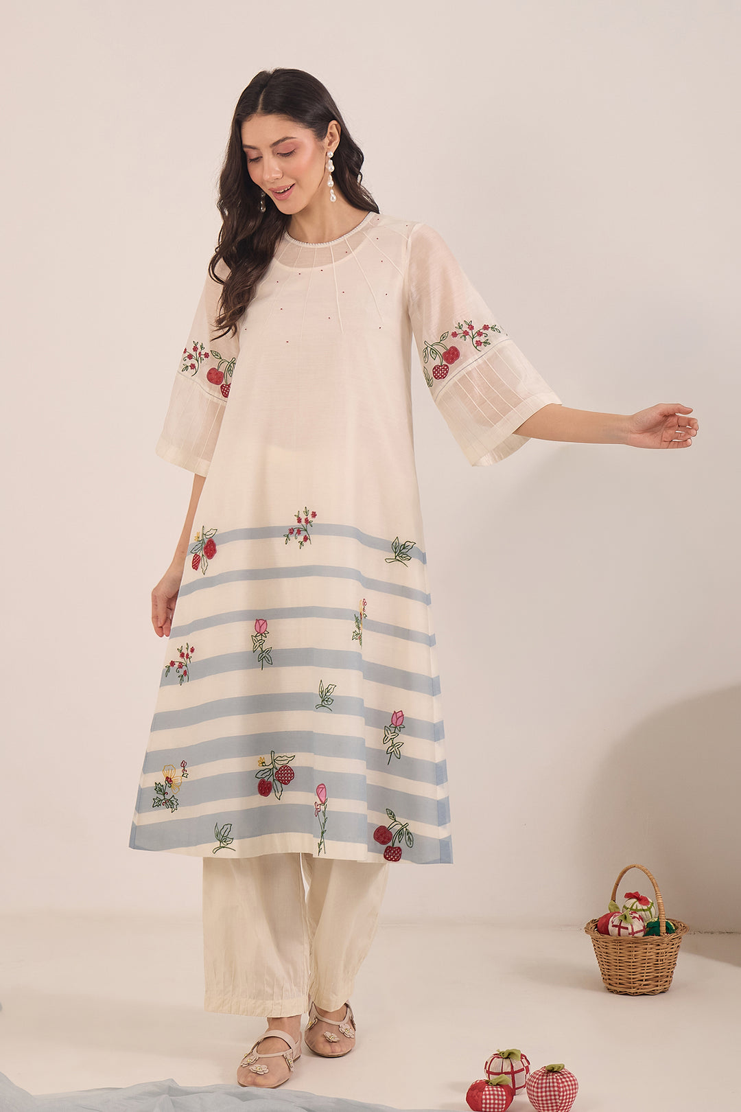 Ivory Chanderi kurta set