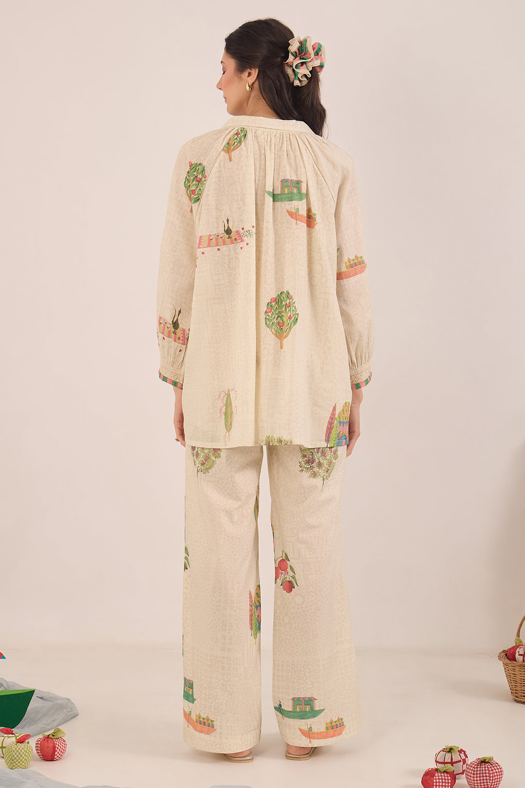 GULPOSH: STRAIGHT WIDE LEG PANTS