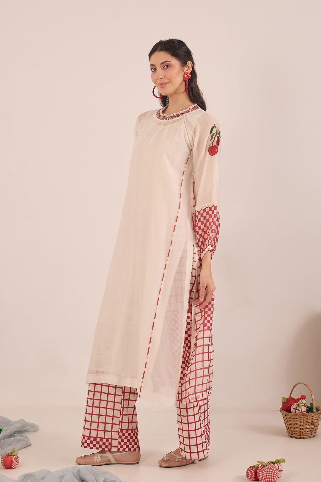Embroidered check kurta set