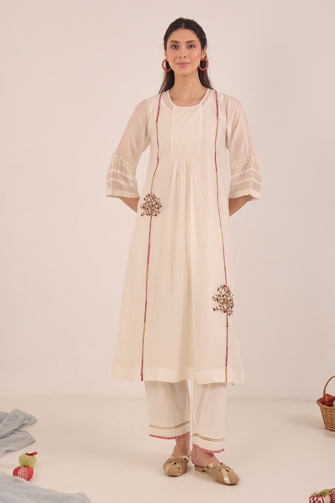 Ivory cotton silk set