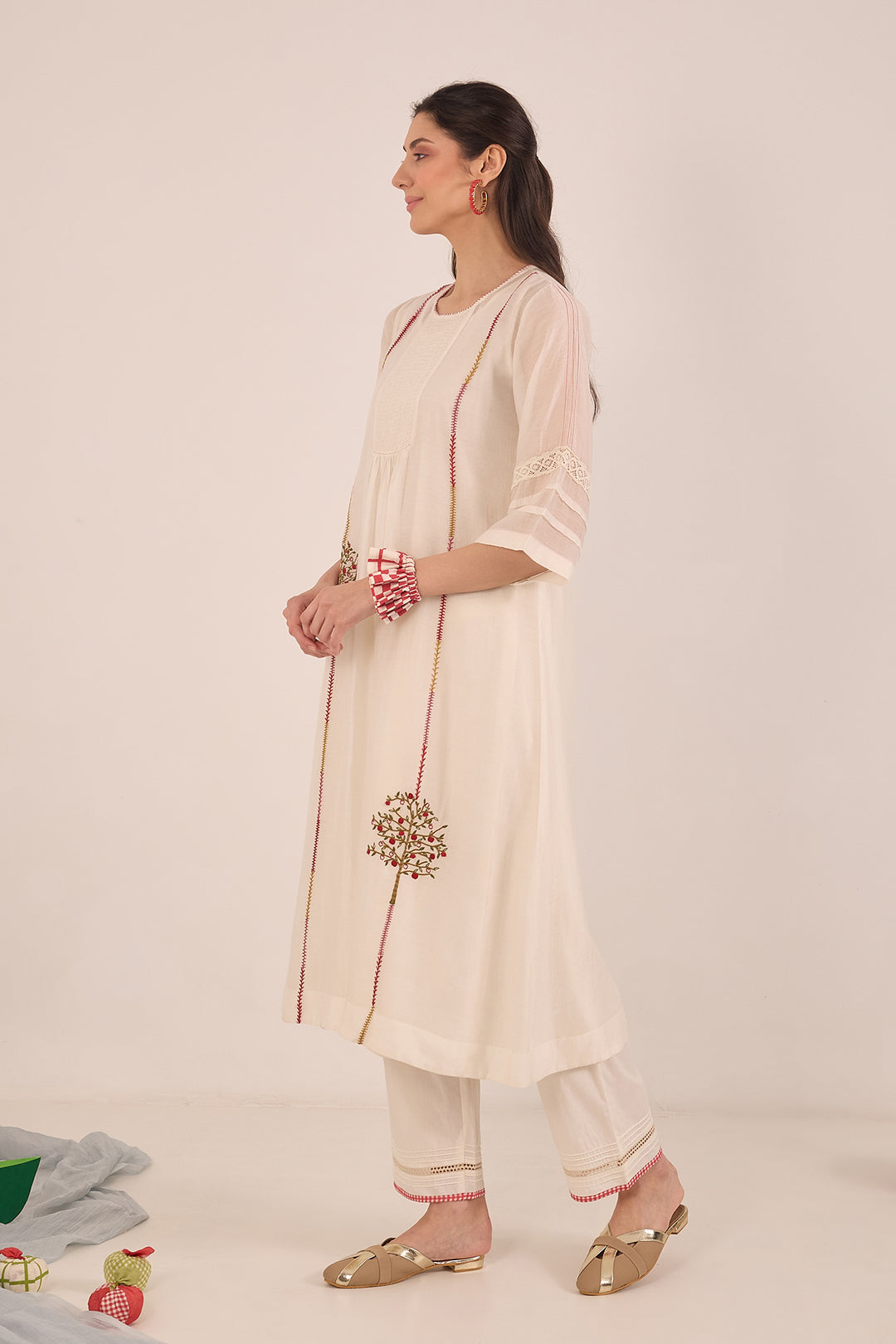 Embroidered ethnic kurta set