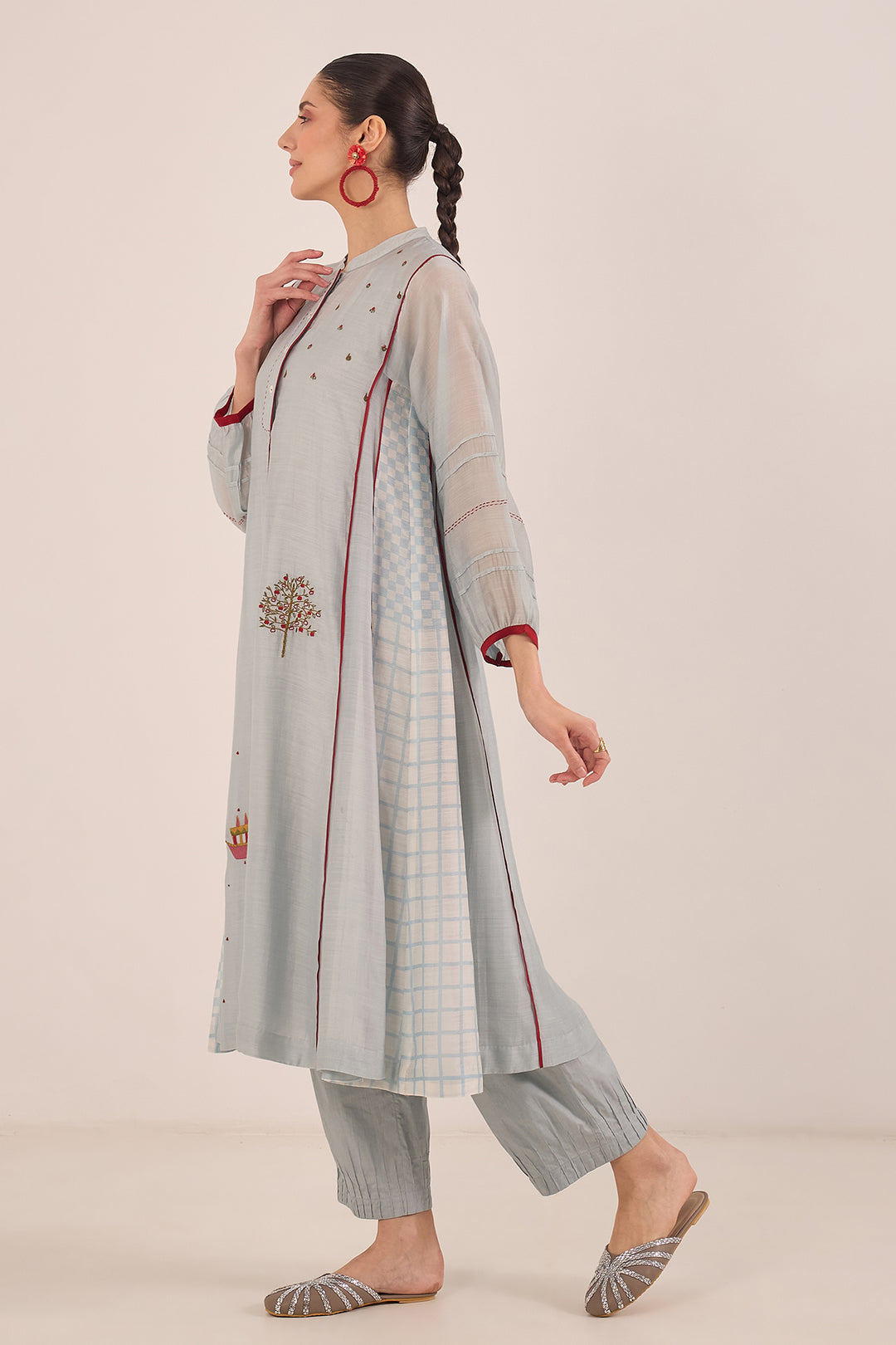 Embroidered check kurta set