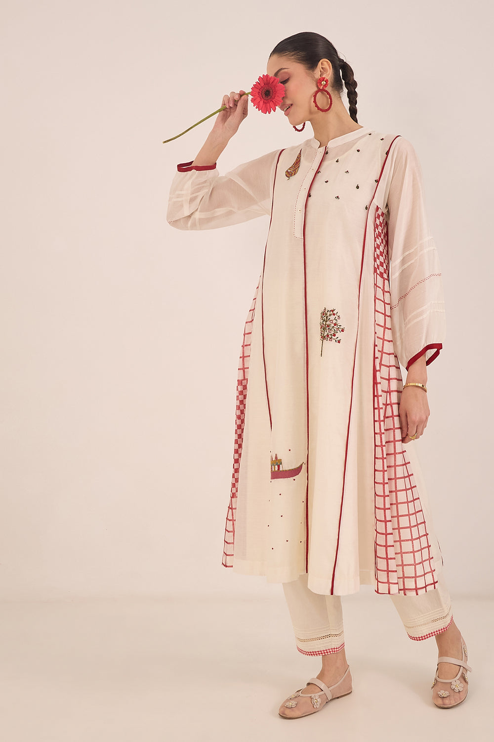Embroidered kali kurta set