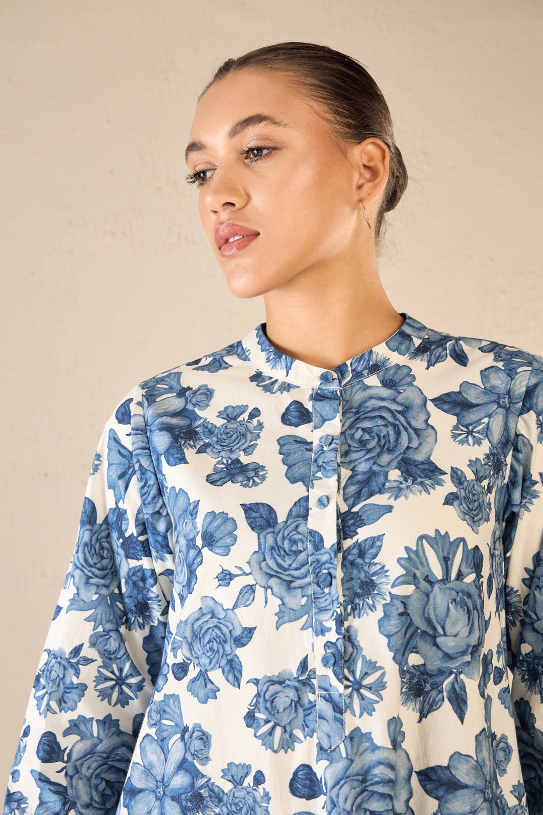 BLUE BLOSOM: BLUE ROSE TUNIC