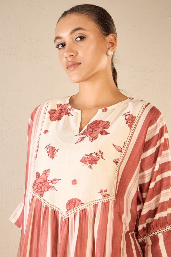 VINTAGE ROSE: RED STRIPE CAPE