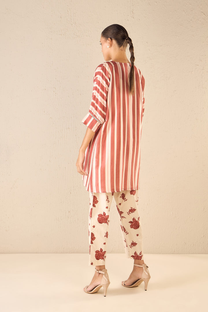 VINTAGE ROSE: RED ROSE PANTS