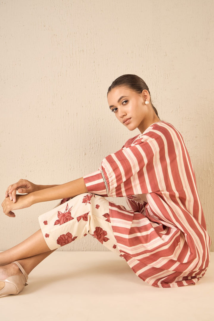 VINTAGE ROSE: RED STRIPE CAPE