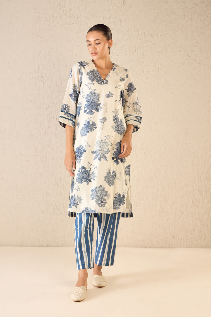 FLORAL FANTASY: BLUE FLORAL SCALLOP NECK KURTA