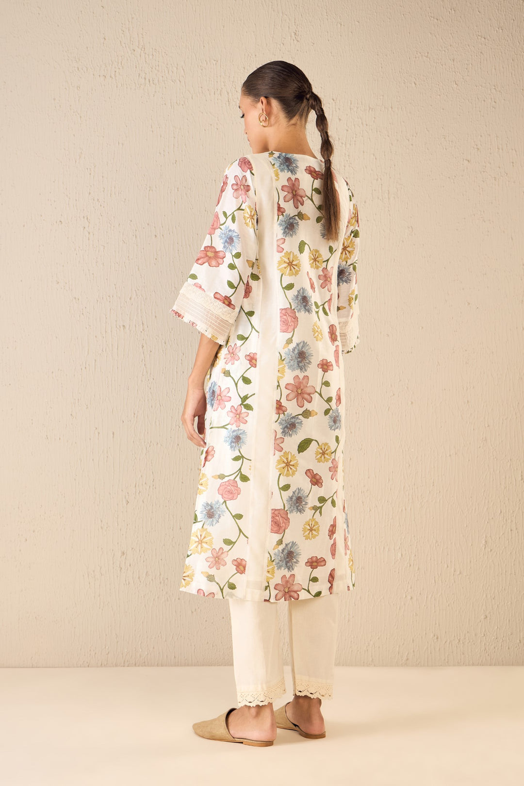 PETALNET: IVORY LACE PANTS