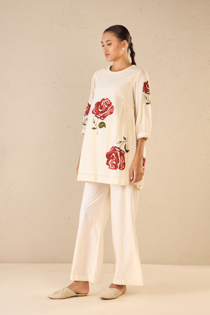 ROYAL ROSE: IVORY SIDE GATHERS TUNIC