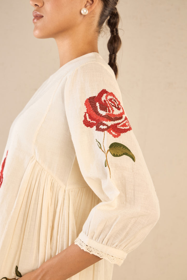 ROYAL ROSE: IVORY SIDE GATHERS TUNIC