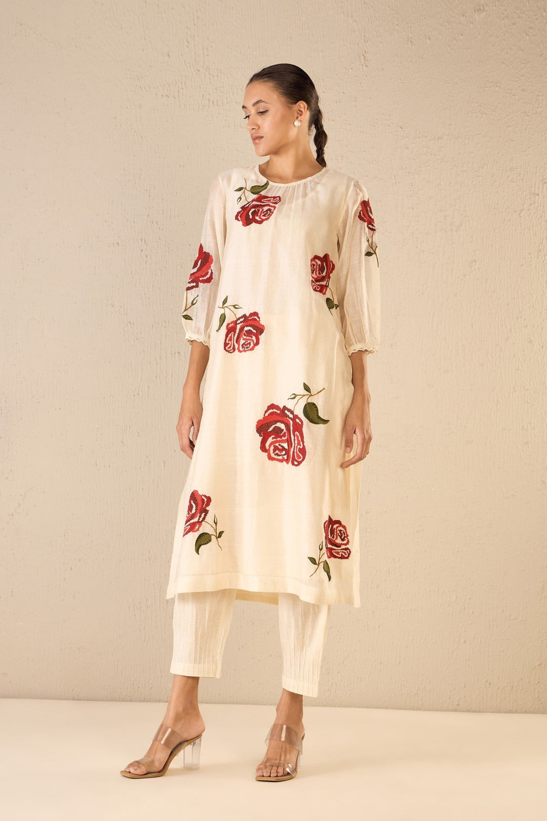 IVORY PINTUCK PANTS