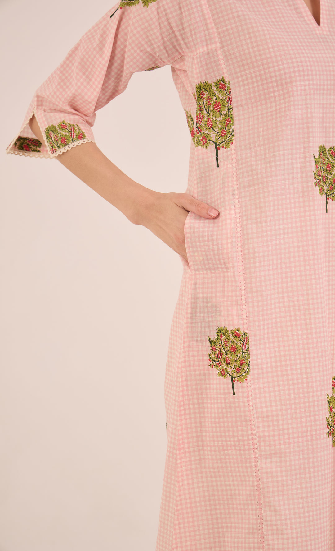COTTON CHECK APPLE TREE KURTA SET - PINK