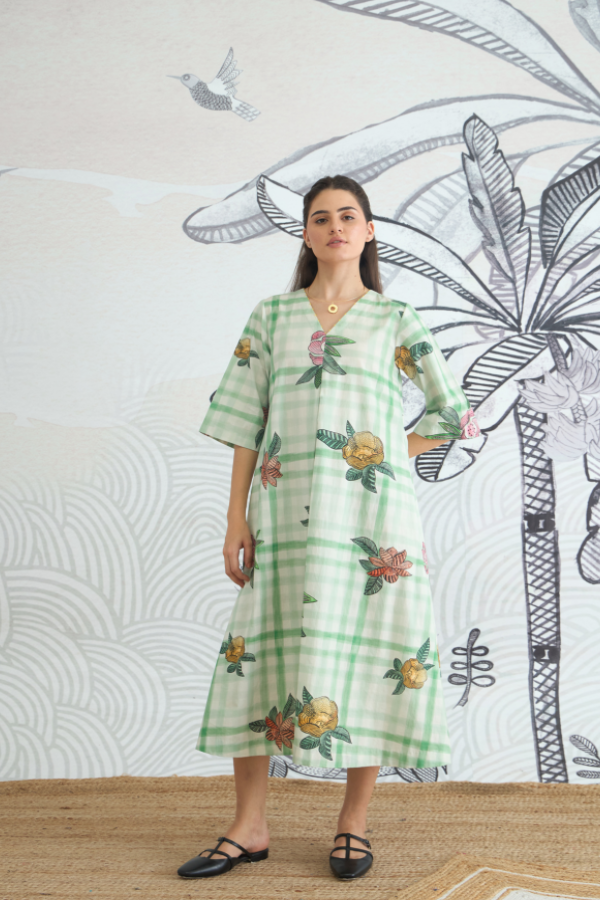 GREEN CHECK V-NECK LONG DRESS WITH SLEEVES