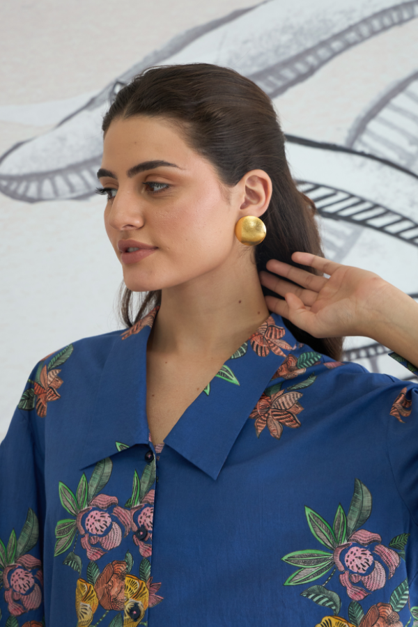 BLUE FLOWER BIG COLLAR SHIRT WITH BLUE FLOWER PANTS