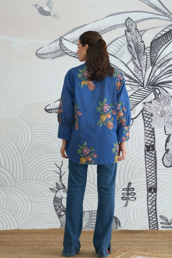 BLUE FLOWER BIG COLLAR SHIRT