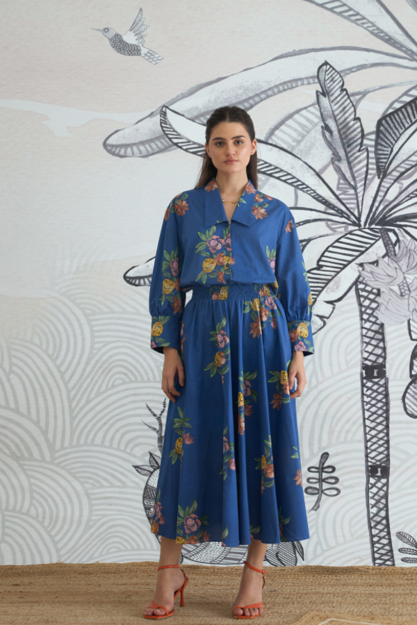 BLUE FLOWER BIG COLLAR SHIRT WITH BLUE FLOWER SKIRT