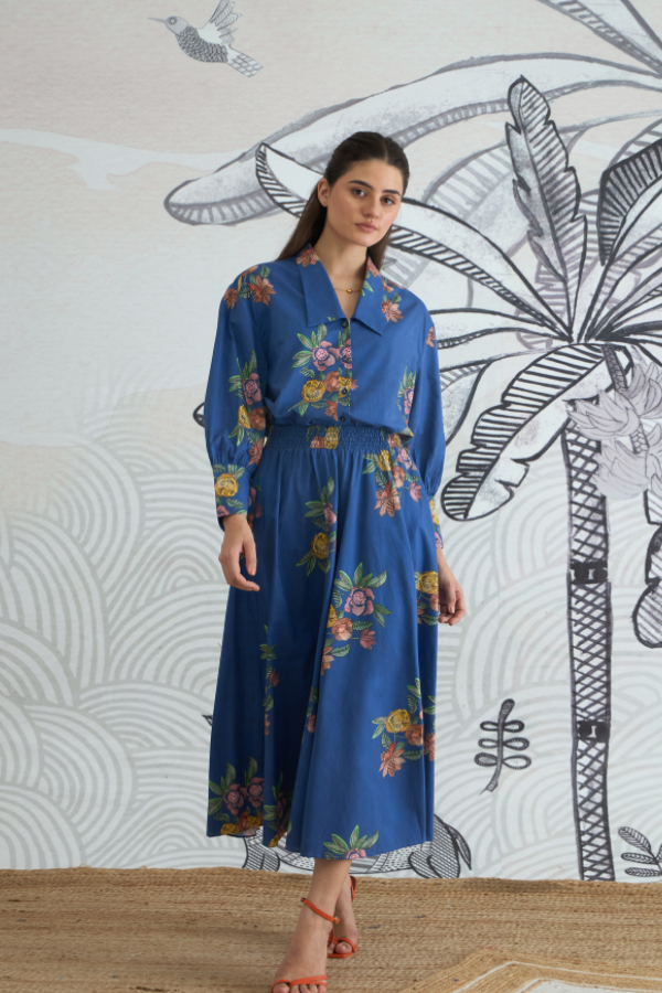 BLUE FLOWER BIG COLLAR SHIRT WITH BLUE FLOWER SKIRT