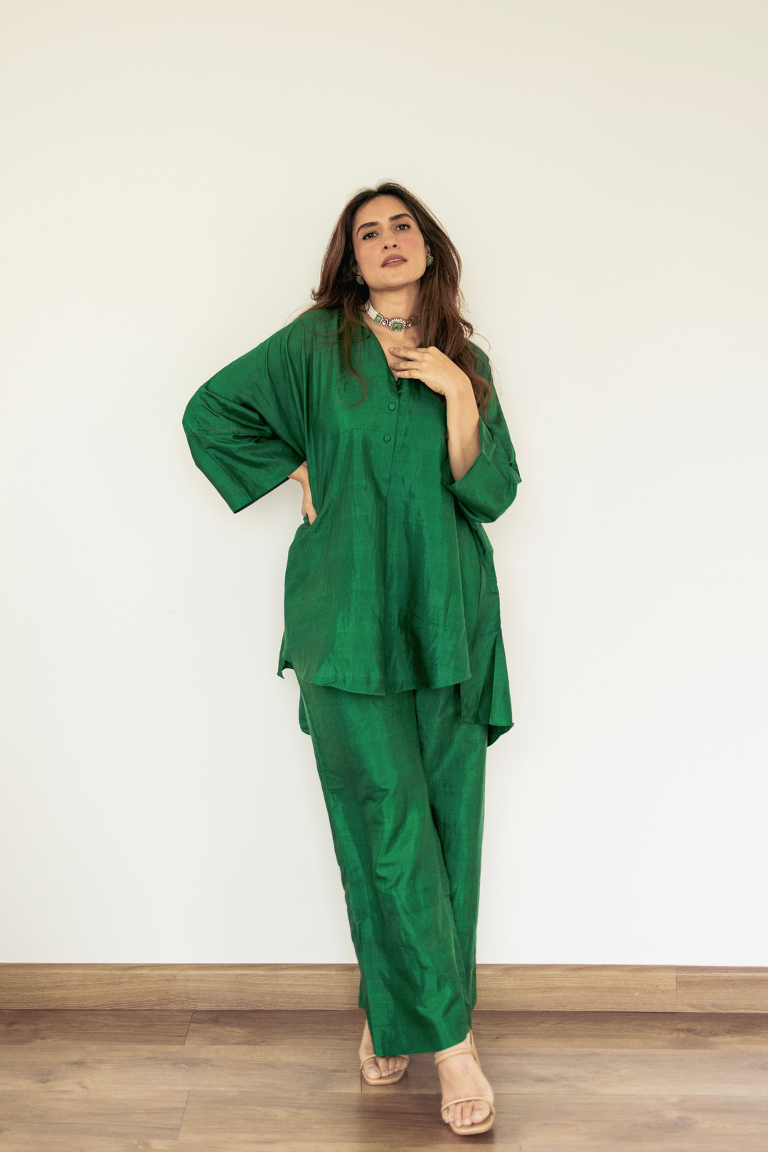 Urmi Daga in Our Ira silk Co-ord set