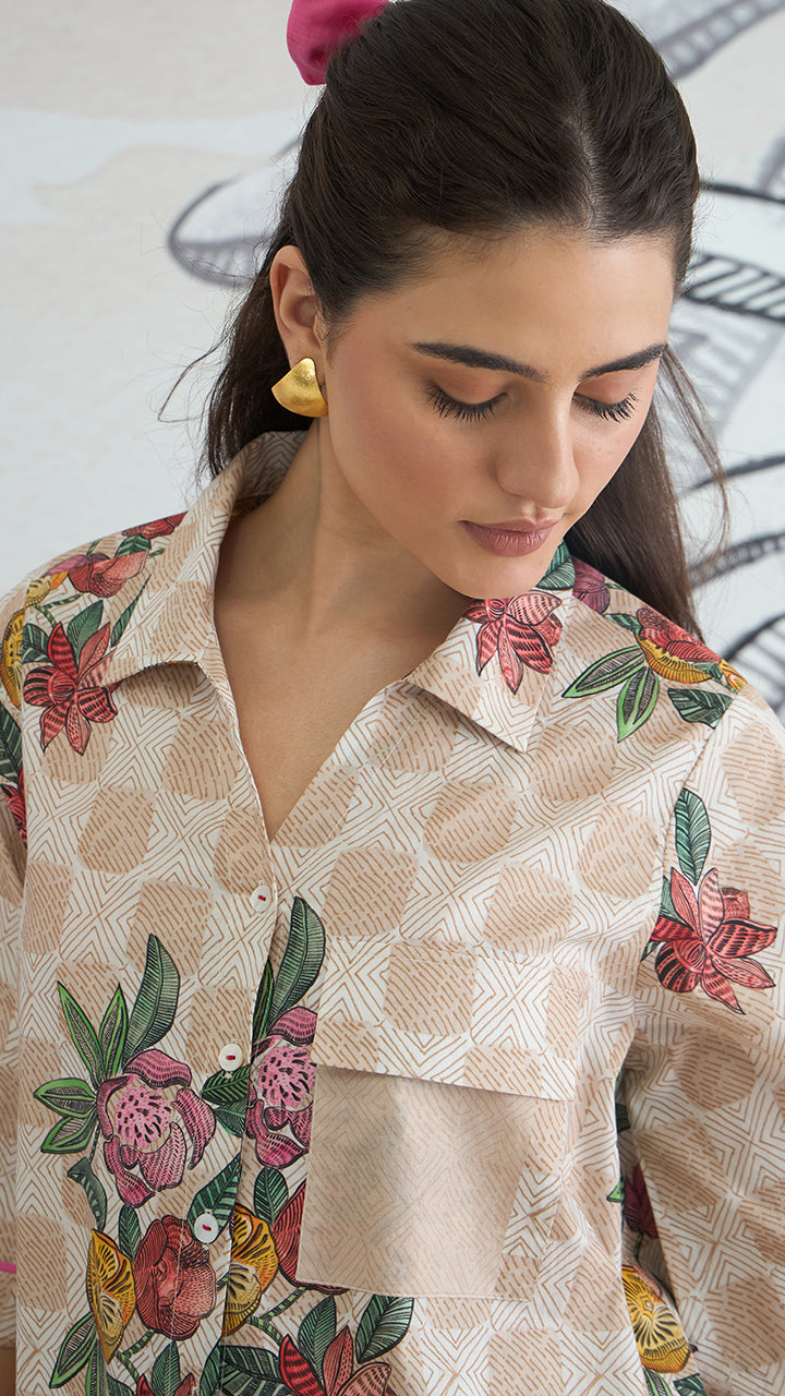 BEIGE CHECK FLOWER CROP SHIRT