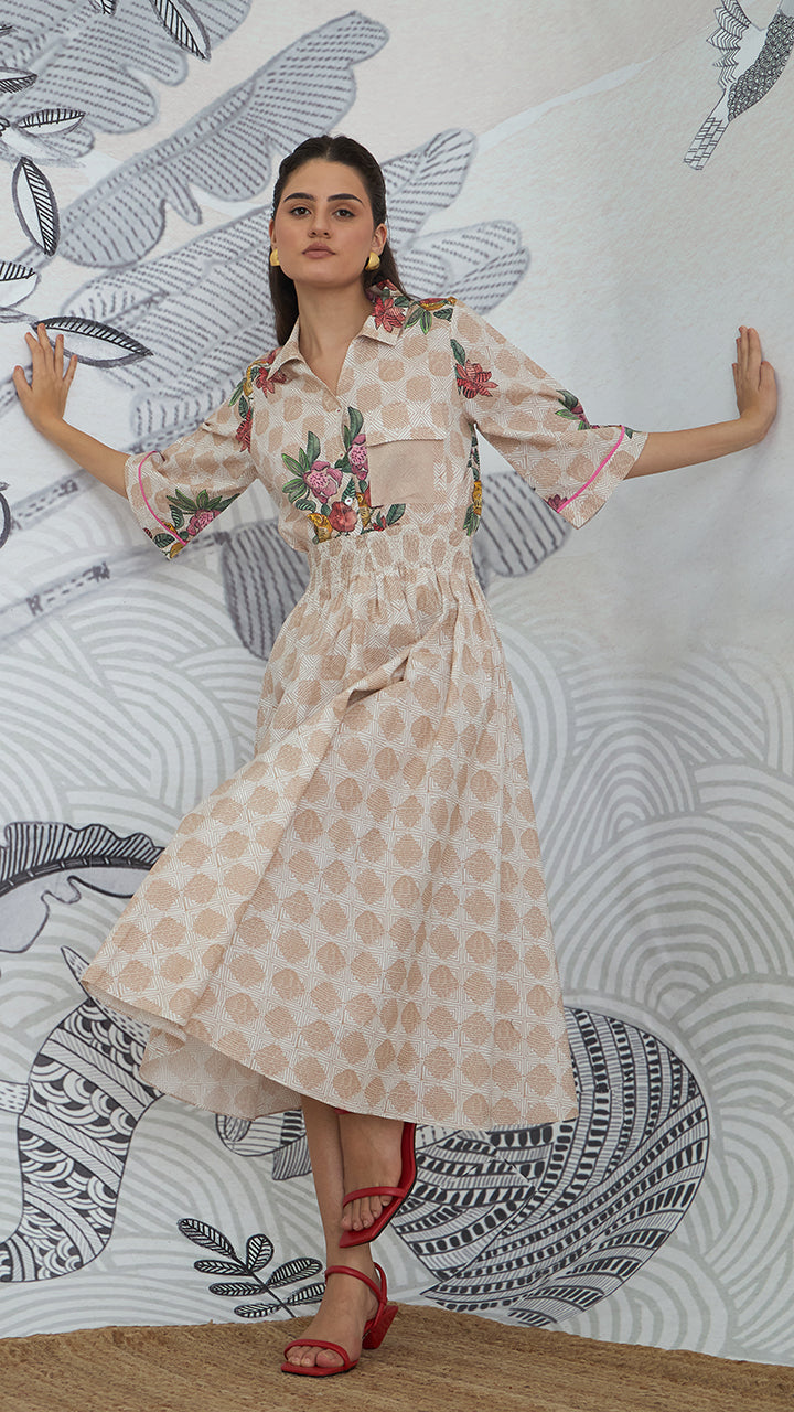 BEIGE CHECK FLOWER CROP SHIRT WITH BEIGE CHECK SKIRT
