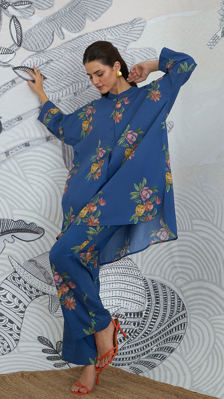 BLUE FLOWER KIMONO TUNIC
