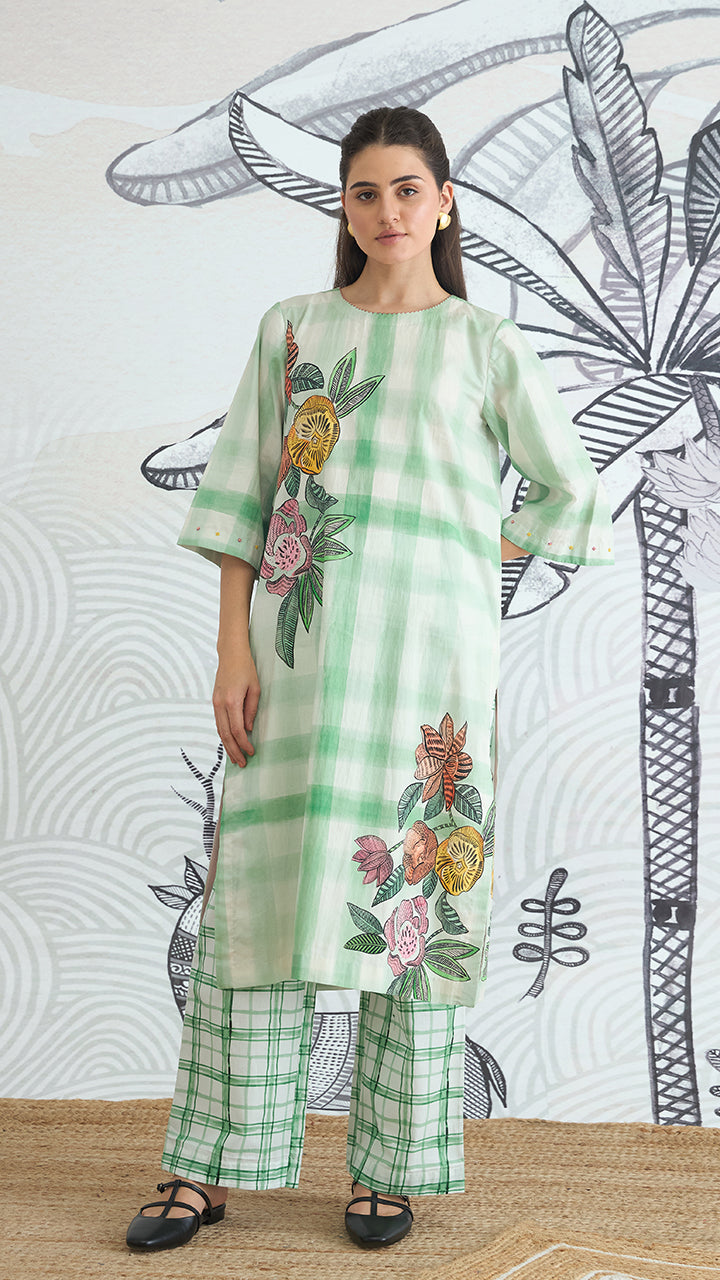 GREEN CHECK FLOWER PLACEMENT KURTA