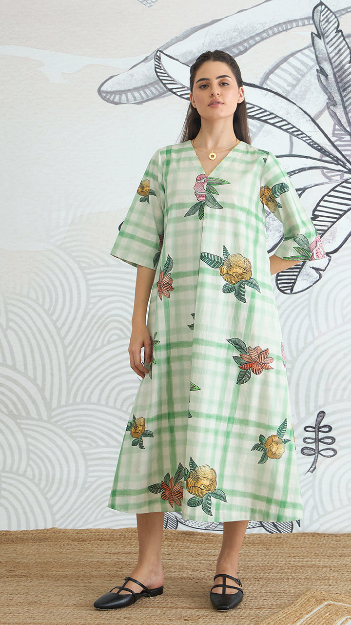 GREEN CHECK V-NECK LONG DRESS WITH SLEEVES