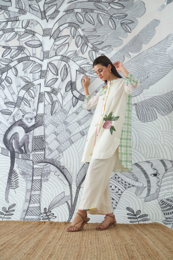 GREEN CHECK EMBEROIDERY SHORT TUNIC