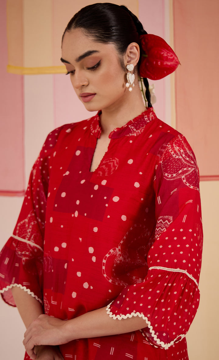 SAMAHAR: Red Short Scallop Kurta with Wide Leg Pants