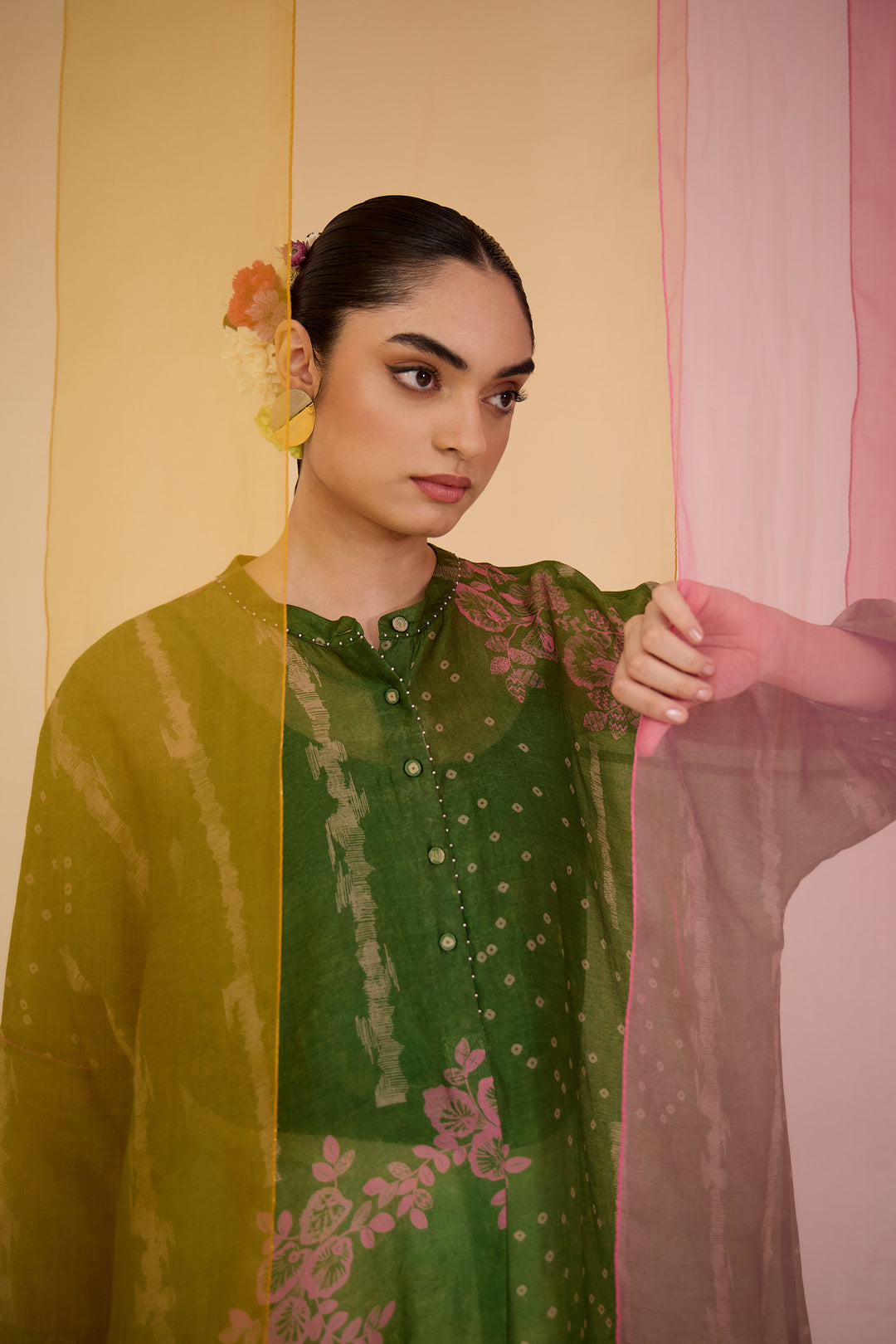 SAMAHAR: Green Aprajita Kimono