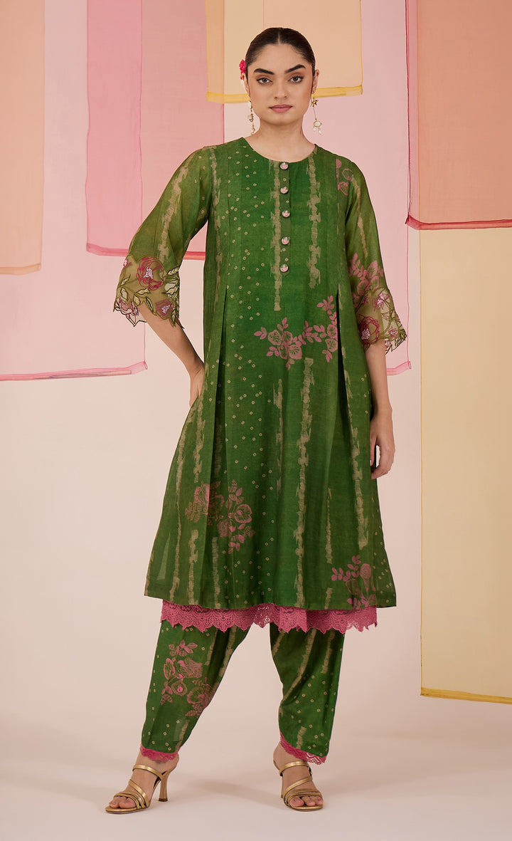 SAMAHAR: Green Tulip Salwar