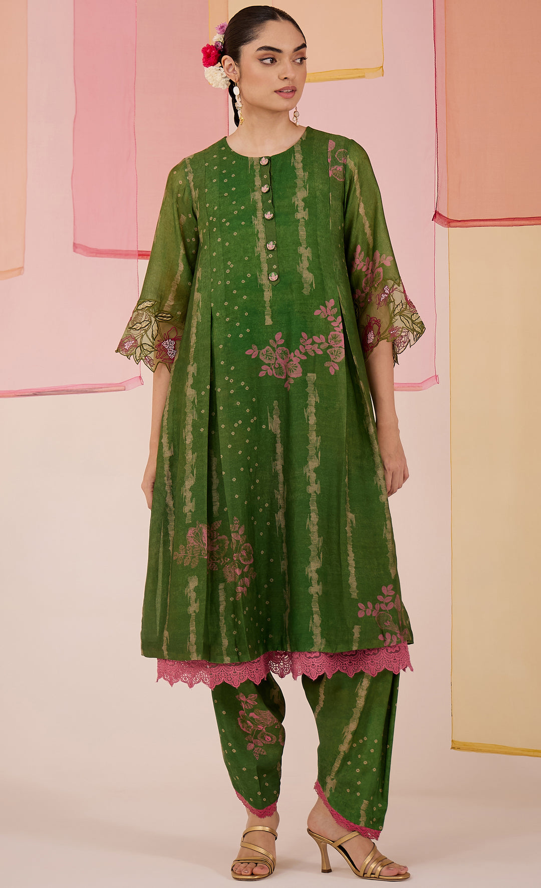 SAMAHAR: Green Tulip Salwar