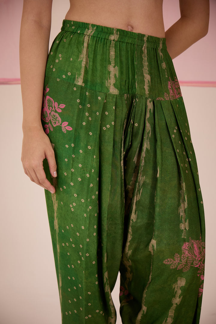 SAMAHAR: Green Tulip Salwar