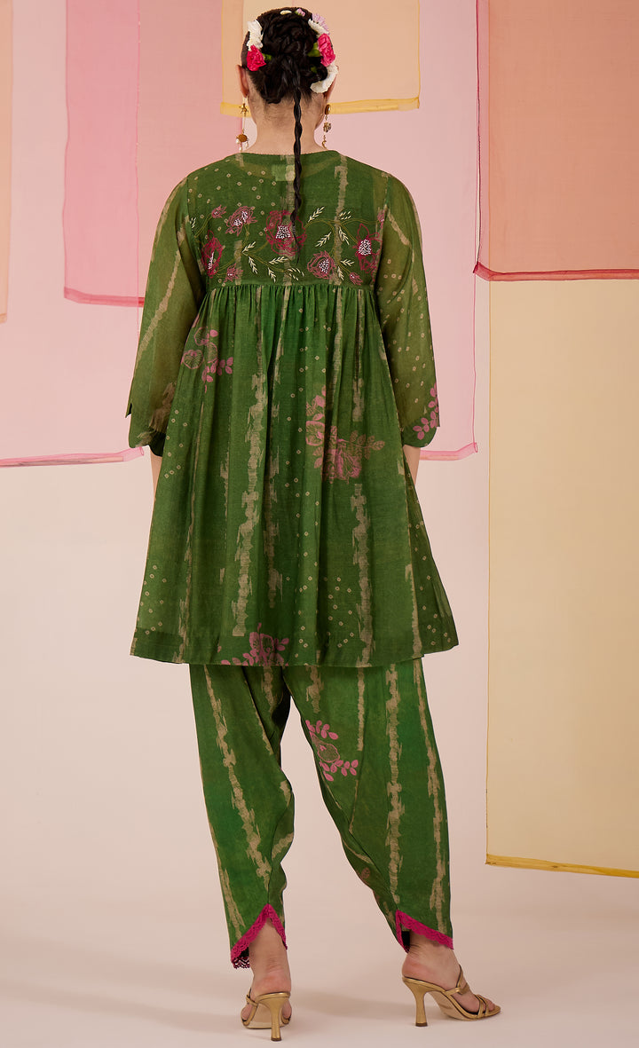 SAMAHAR: Green Side Gather Coord set