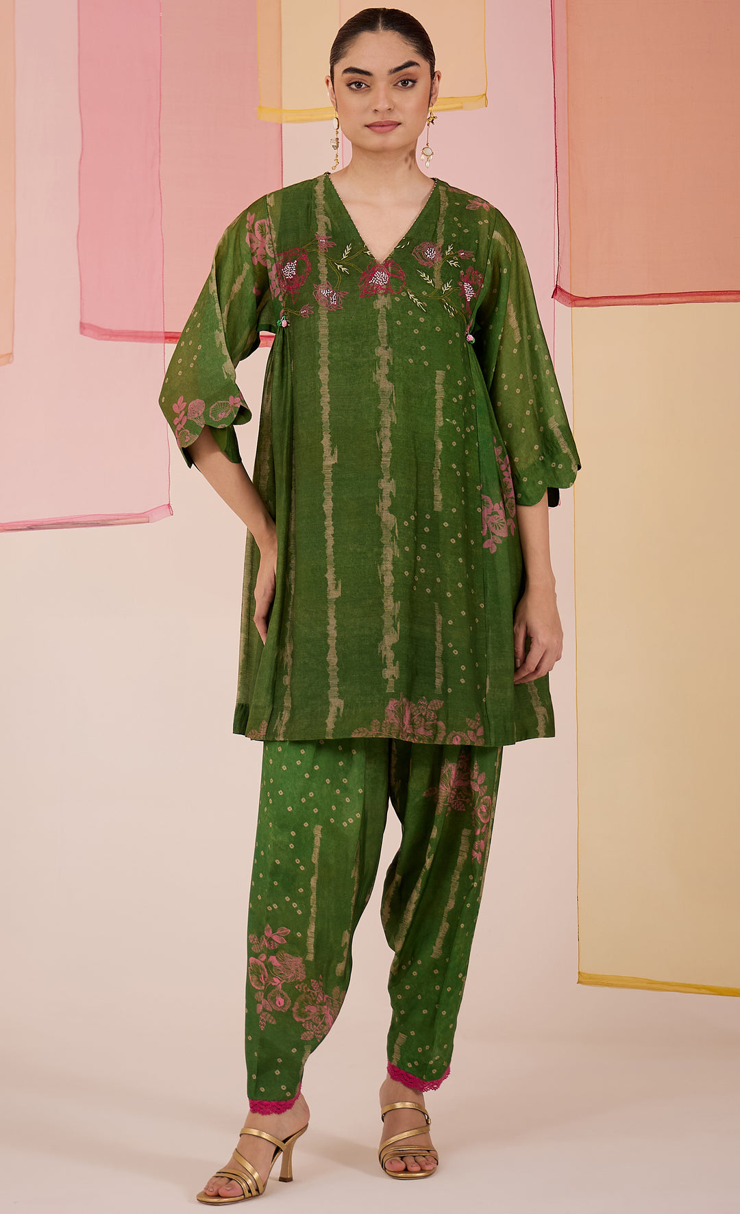 SAMAHAR: Green Side Gather Coord set
