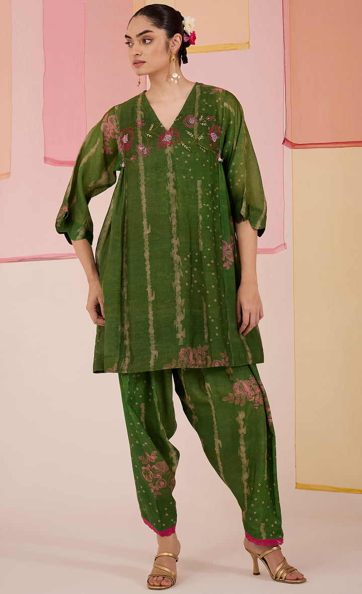 SAMAHAR: Green Tulip Salwar