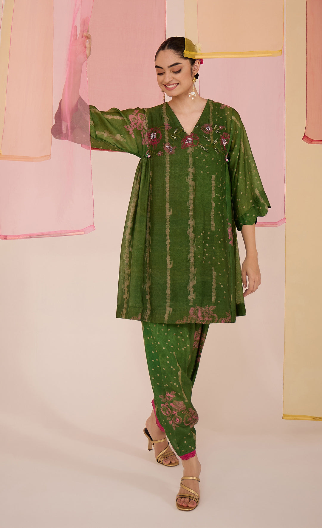 SAMAHAR: Green Side Gather Tunic