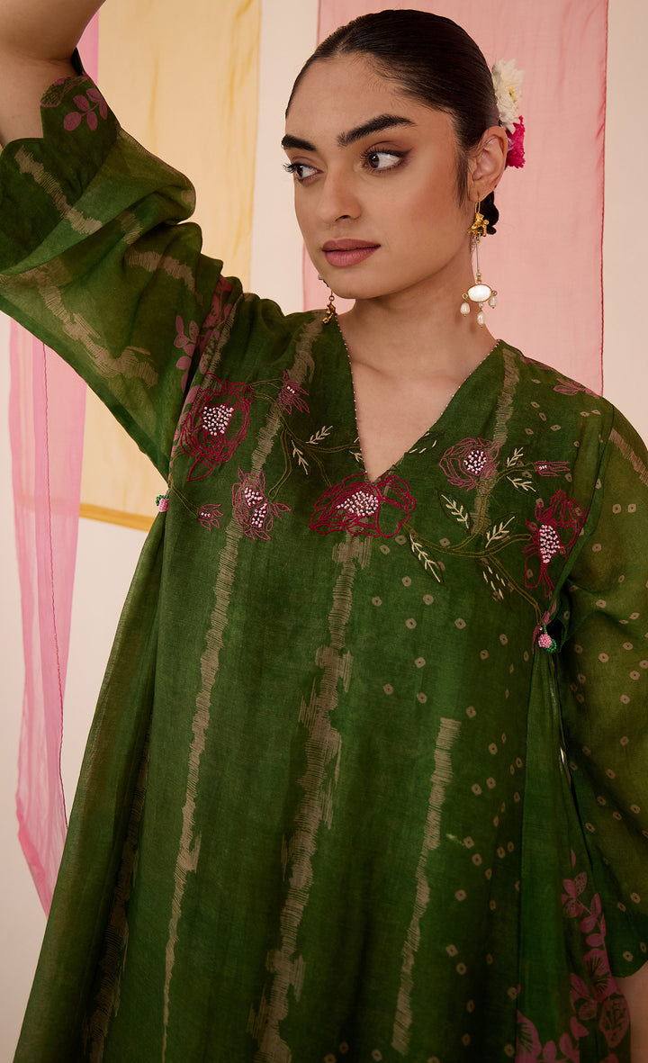 SAMAHAR: Green Side Gather Tunic