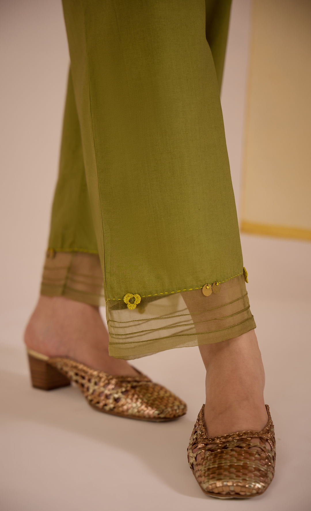 SAMAHAR: Olive Green Cotton Pintuck Pant
