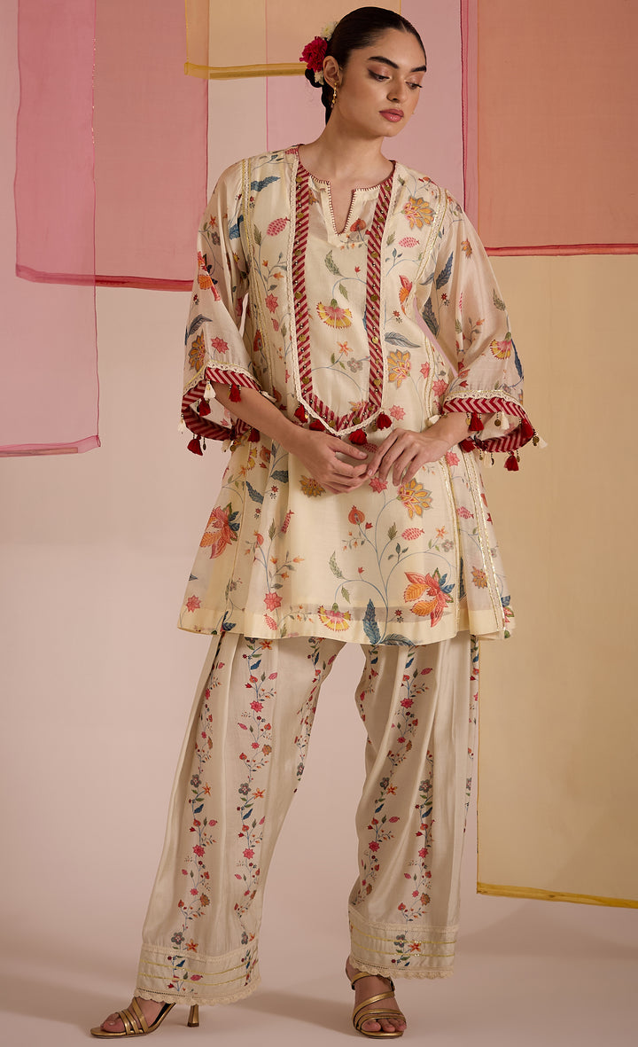 SAMAHAR: Ivory Chintz Cotton Silk Kalidar Choga