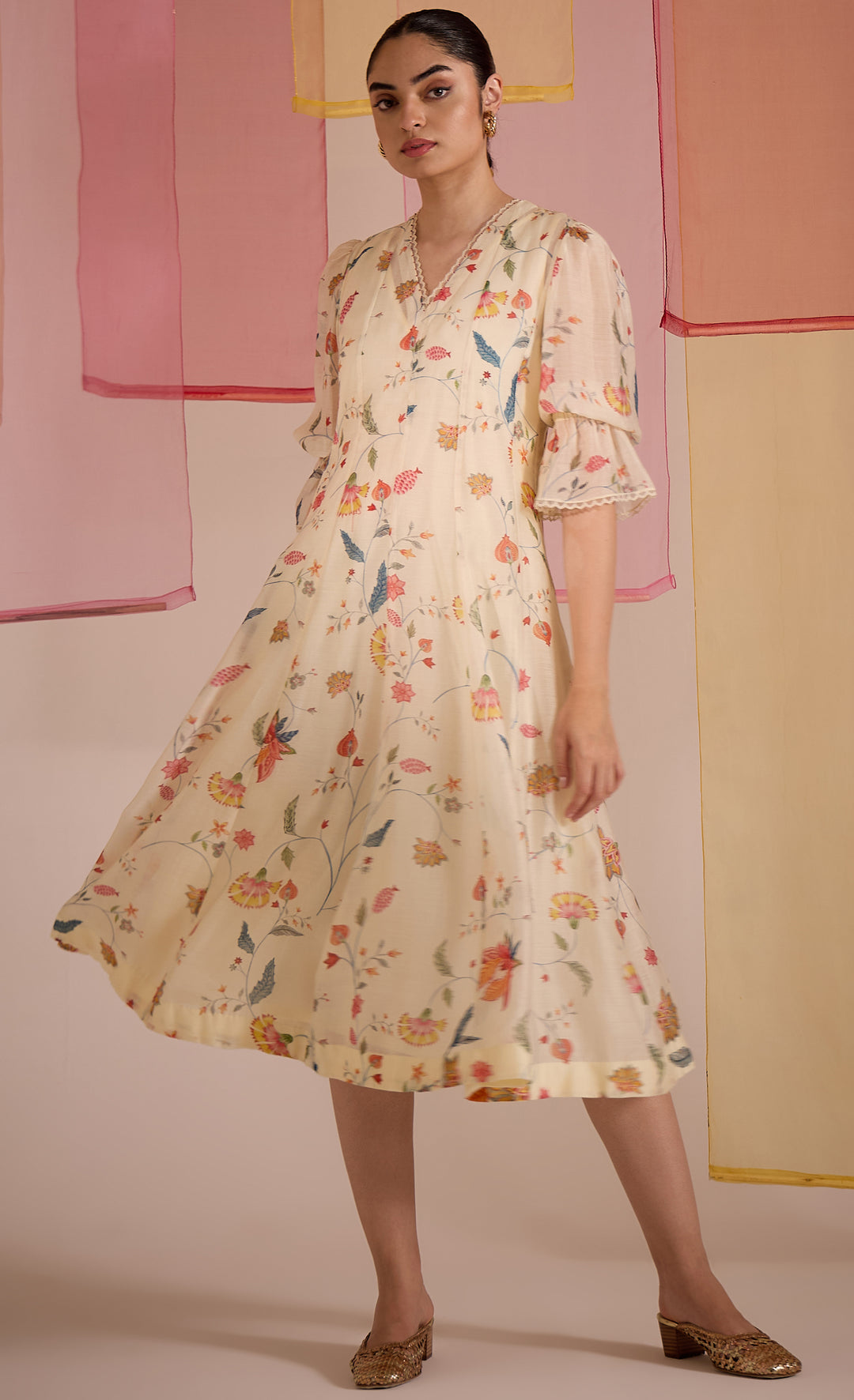 SAMAHAR: Ivory Chintz Cotton Silk V-Neck Dress