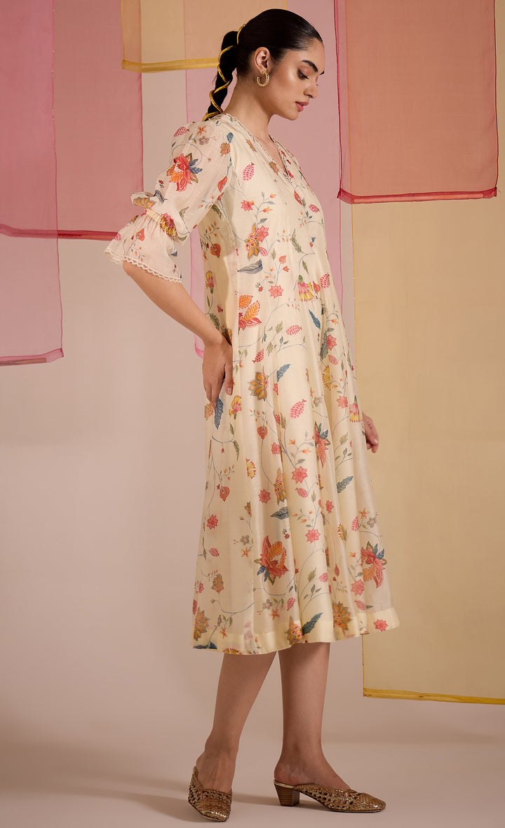 SAMAHAR: Ivory Chintz Cotton Silk V-Neck Dress