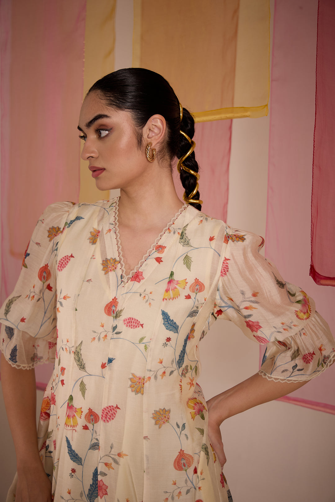SAMAHAR: Ivory Chintz Cotton Silk V-Neck Dress