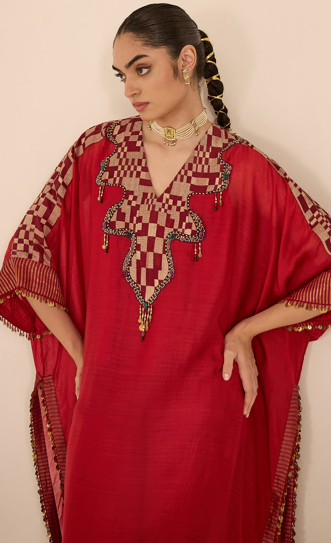 Baithak: Red Jewel Yok Kaftan