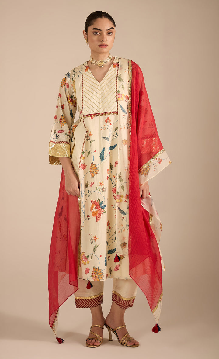 SAMAHAR:Coral Pink Dupatta with Chintz Border