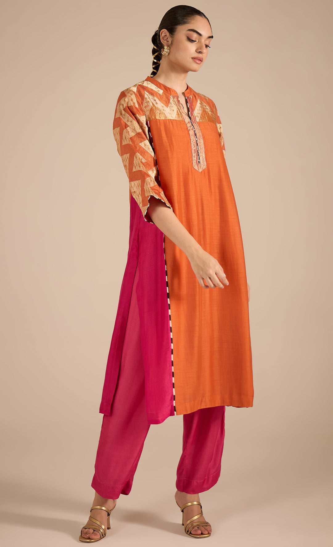 BAITHAK: Chevron Orange and Pink Kurta Set